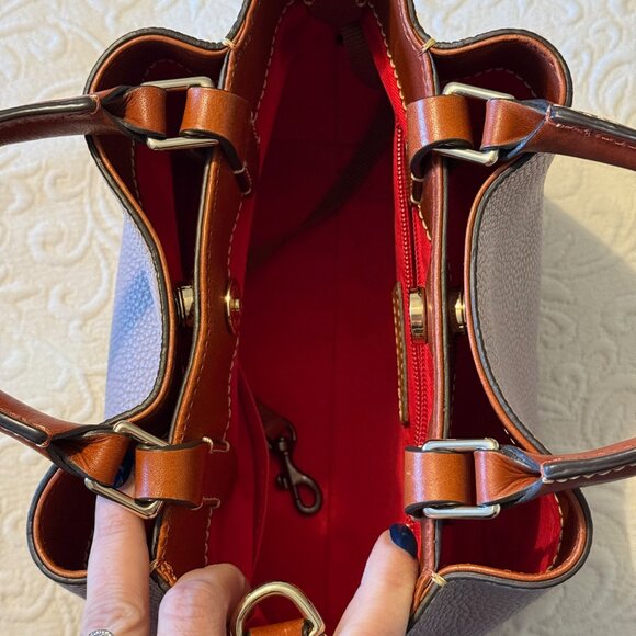 Mini Barlow Handbag - Picture 4 of 8